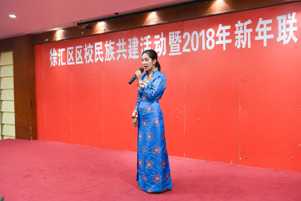 小玉珍演唱 (1).JPG