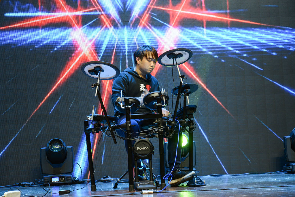 11上海戏剧学院 青春狂野 06.jpg